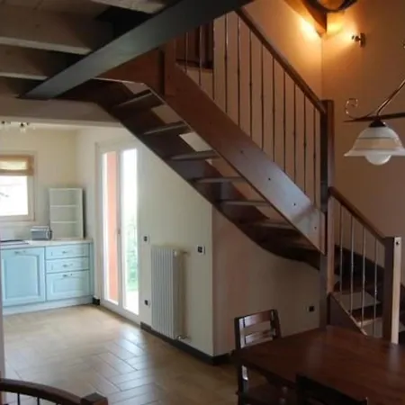 Rustikales Haus In Ruhiger Lage Mit Seesicht Сasa de vacaciones Pianello Del Lario